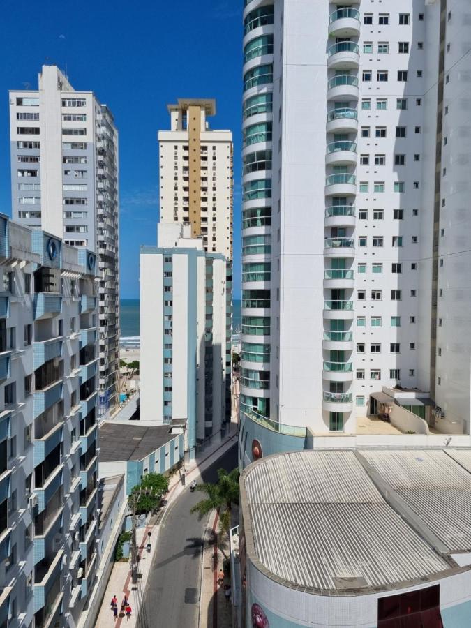 Apto Av Brasil Quadra Mar Балнеаріу-Камборіу Екстер'єр фото